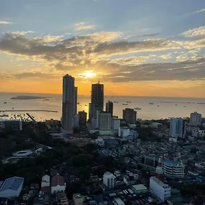 Residences Staycation By Pbyy Apartment